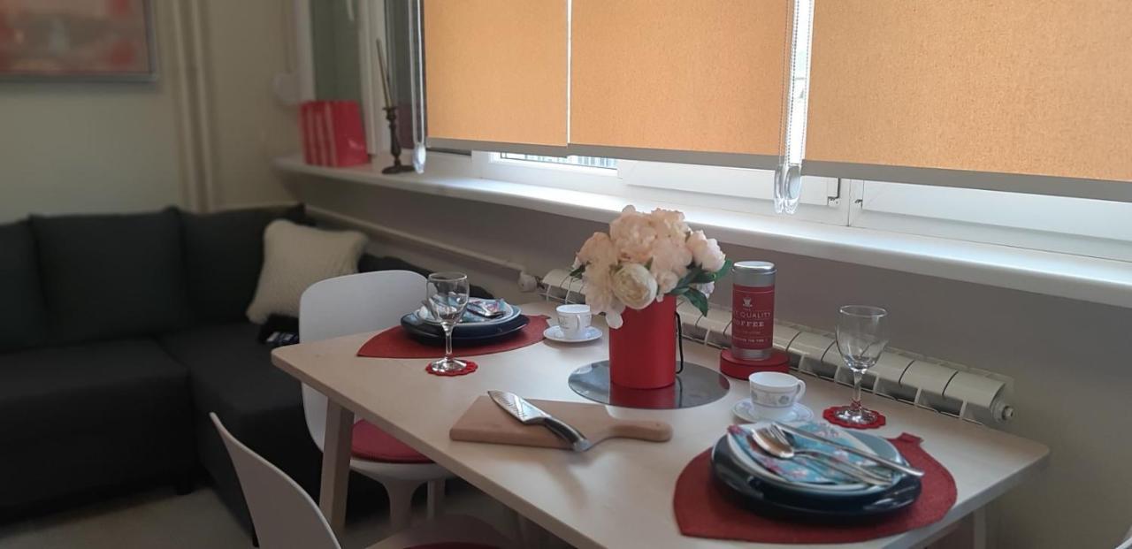 Kenedi Apartman Appartement Belgrado Buitenkant foto