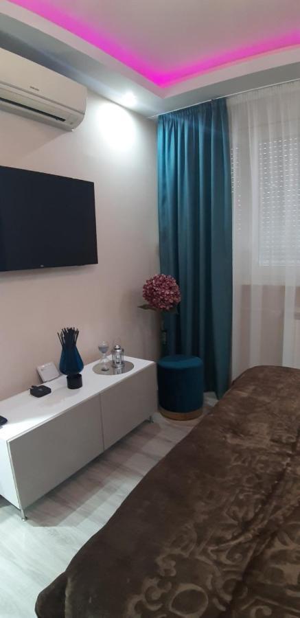 Kenedi Apartman Appartement Belgrado Buitenkant foto